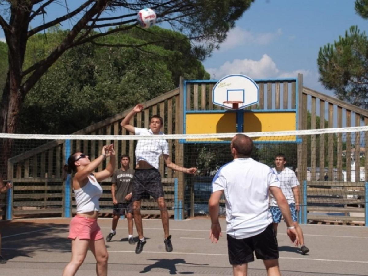 Mobile-home Aux Cigales,le Muy Colorado 4-6 Personnes Campsite