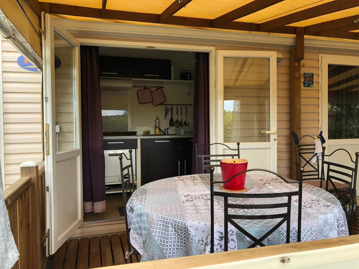 Campsite Mobile-home Aux Cigales,le Muy Colorado 4-6 Personnes *
