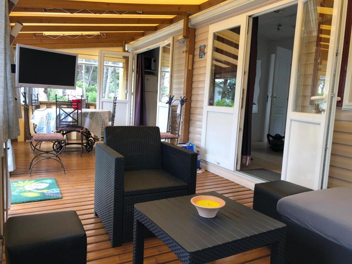 Mobile-home Aux Cigales,le Muy Colorado 4-6 Personnes Campsite