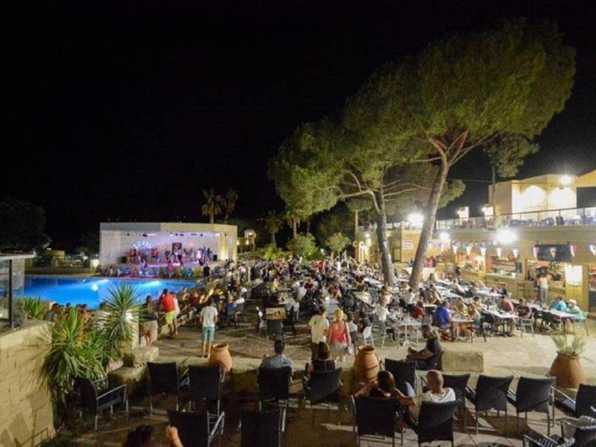 Mobile-home Aux Cigales,le Muy Colorado 4-6 Personnes Campsite *